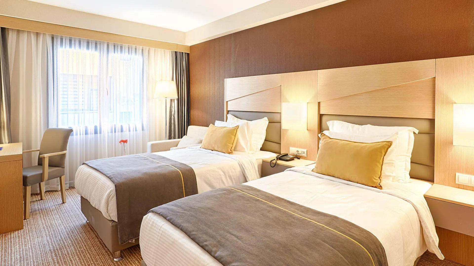 Kordon Hotel Cankaya İzmir 4*,  Törökország